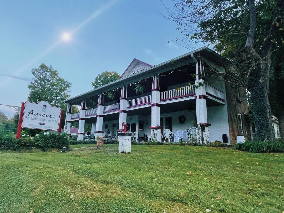 Armour'S Hotel & Spa Red Boiling Springs Bagian luar foto