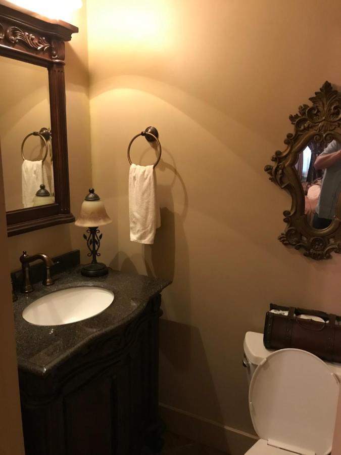Armour'S Hotel & Spa Red Boiling Springs Bagian luar foto