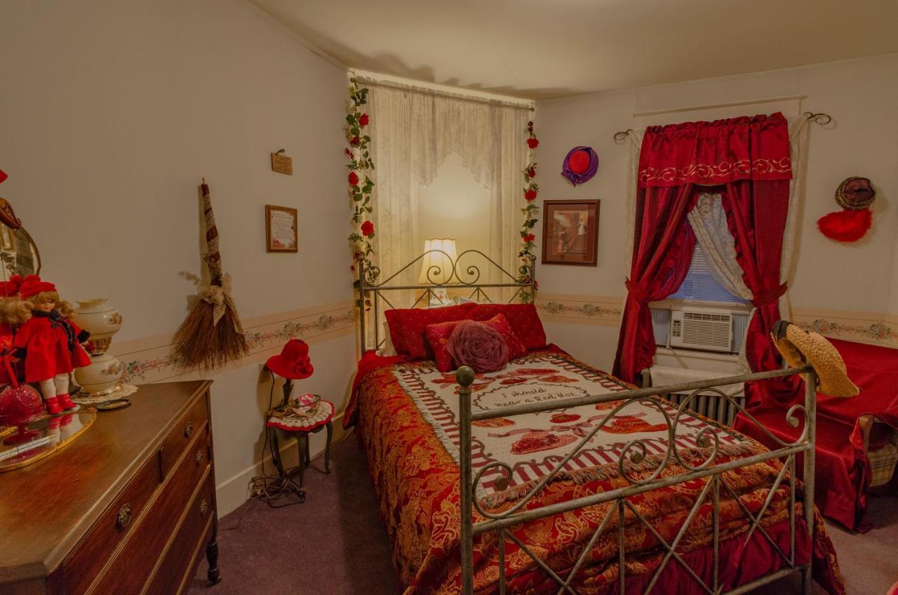 Armour'S Hotel & Spa Red Boiling Springs Bagian luar foto