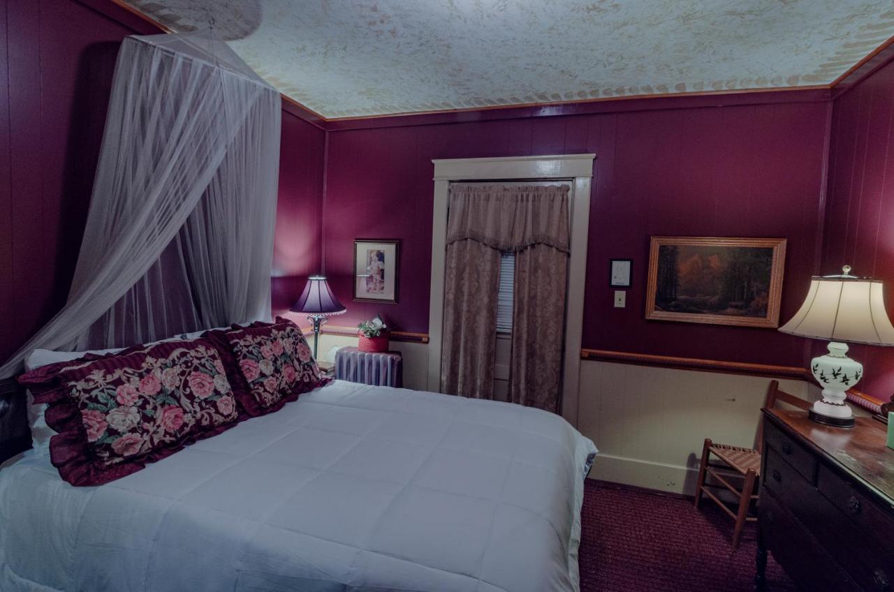 Armour'S Hotel & Spa Red Boiling Springs Bagian luar foto